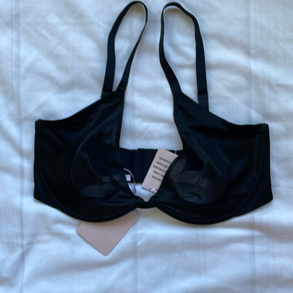 Bra Savage FENTY NWT Black 36DDD